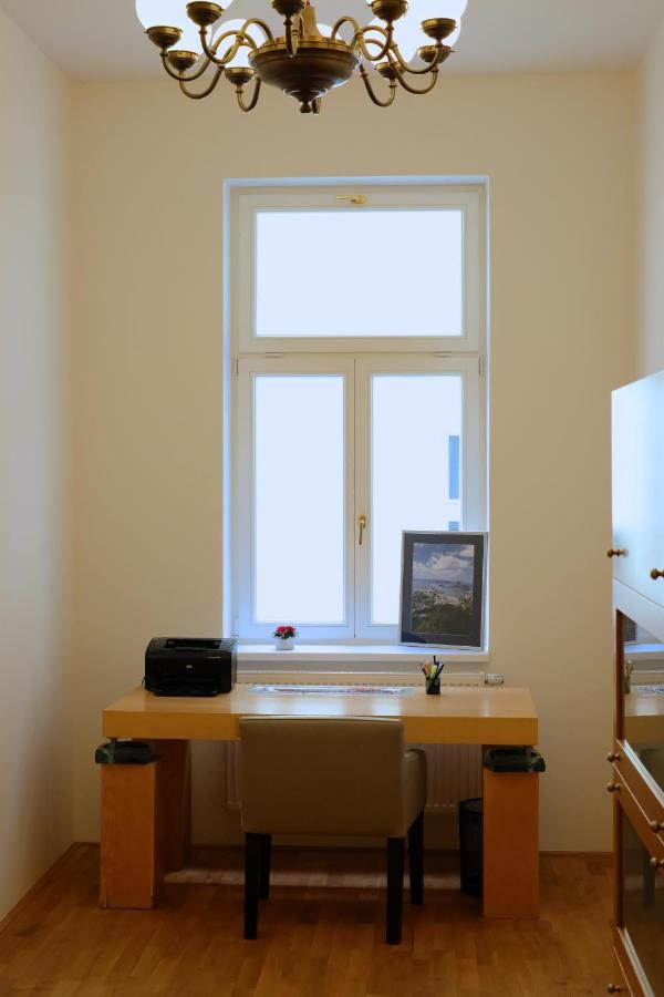 Kolonada Luxury 3 Bedroom Apartment Manes Mariánské Lázně Exterior foto